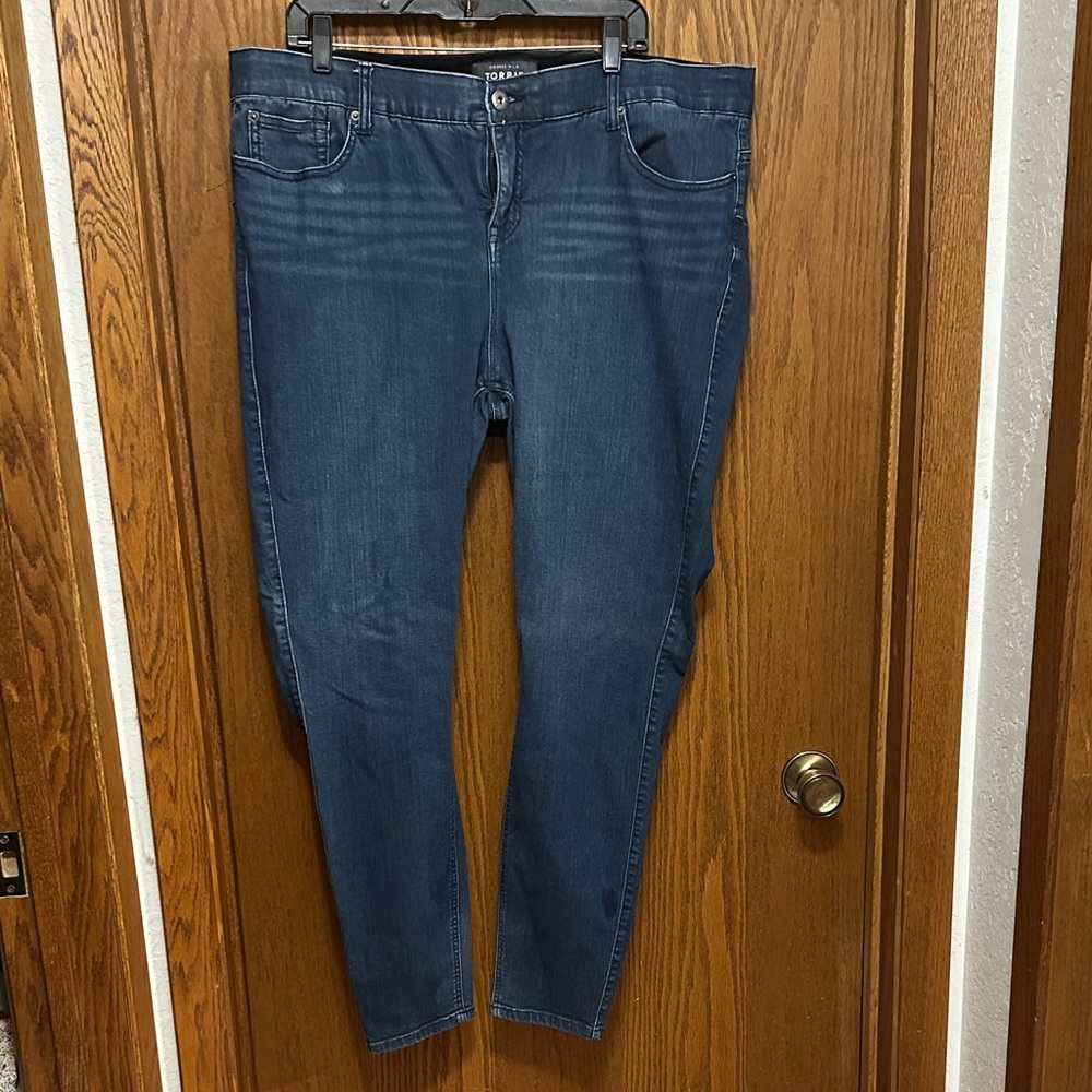 Torrid Bombshell Skinny Dark Blue Denim Jeans
